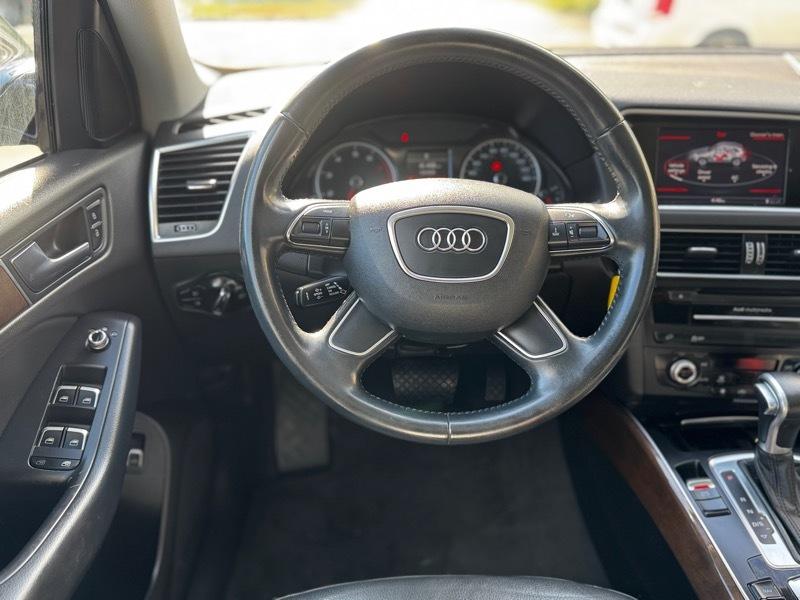 Audi Q5 2.0T Premium quattro 2016