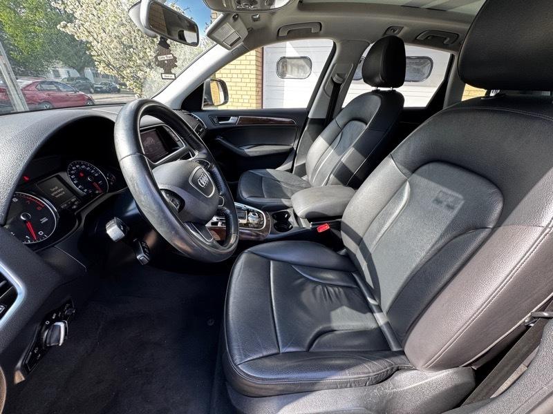Audi Q5 2.0T Premium quattro 2016