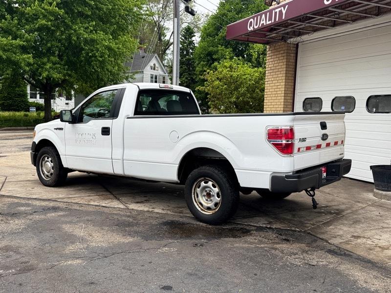 Ford F-150 XL 8-ft. Bed 2WD 2014