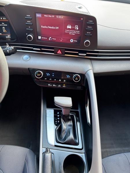 Hyundai Elantra SEL 2023