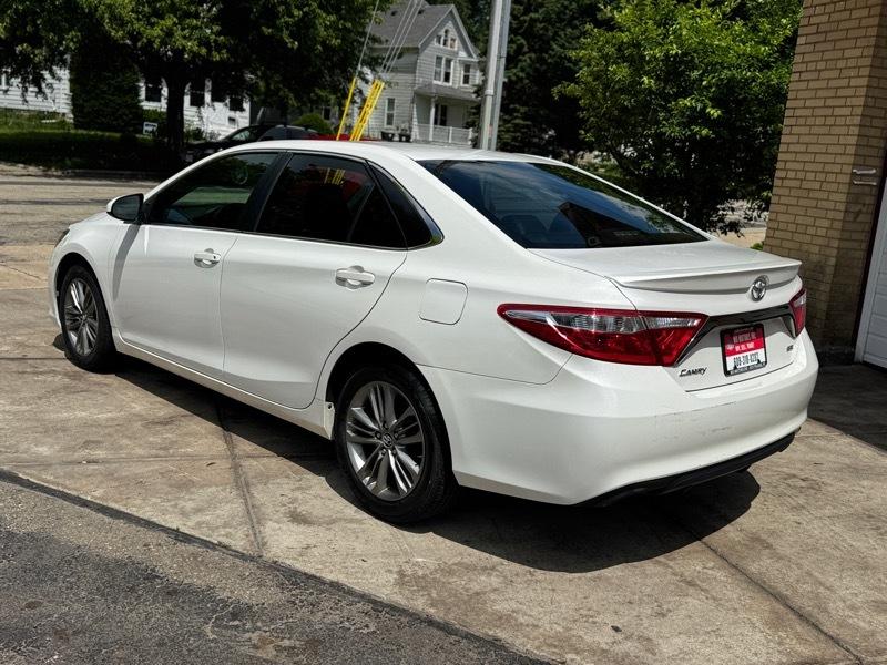 Toyota Camry SE 2015