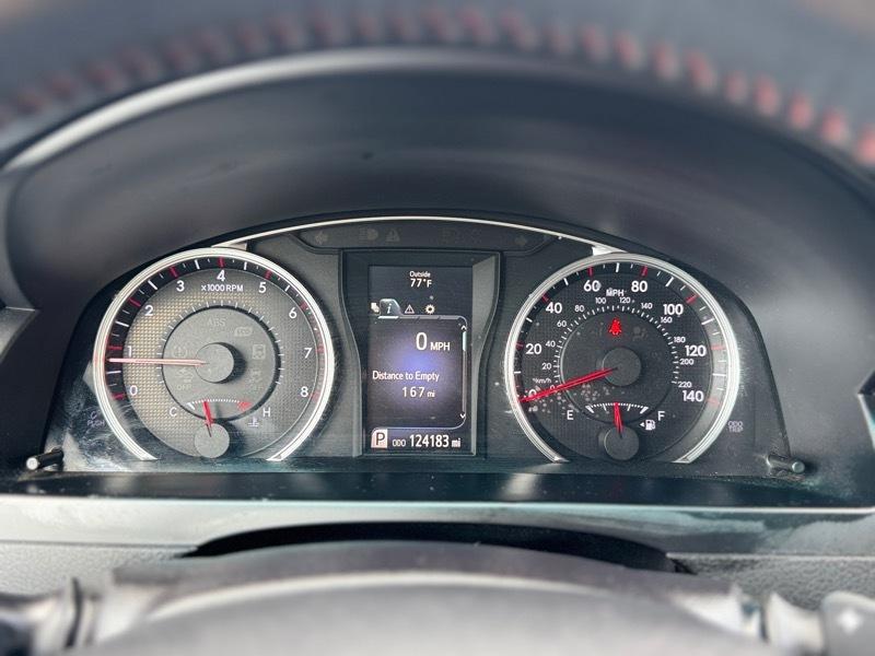 Toyota Camry SE 2015