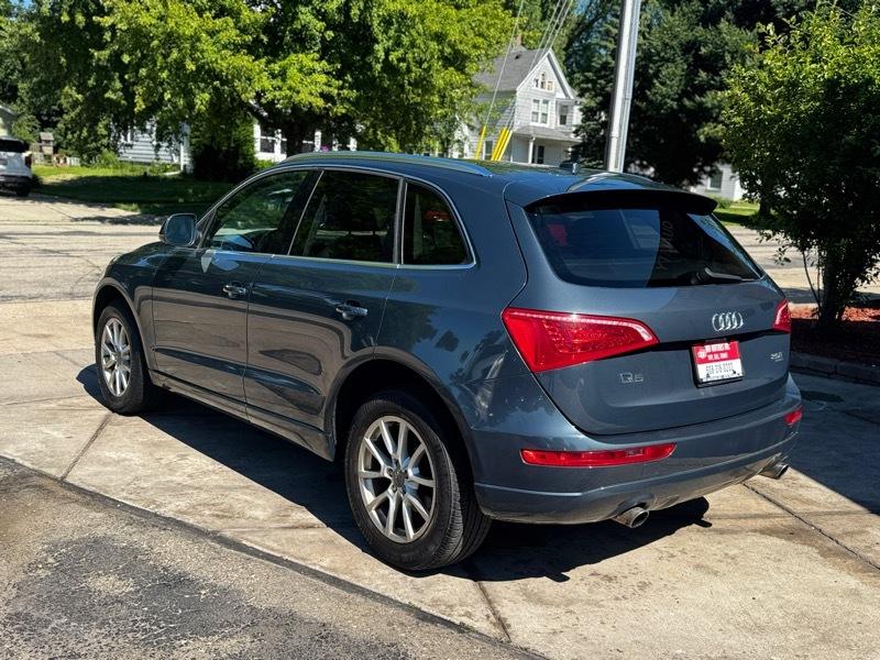 Audi Q5 2.0 quattro Premium 2011