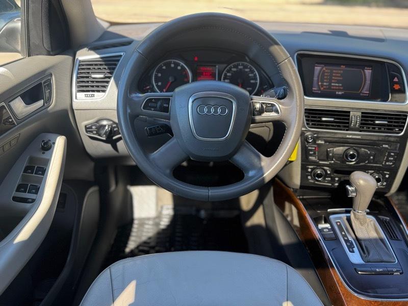Audi Q5 2.0 quattro Premium 2011
