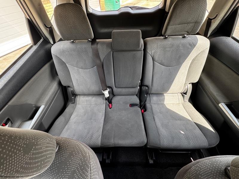Toyota Prius V Five 2013