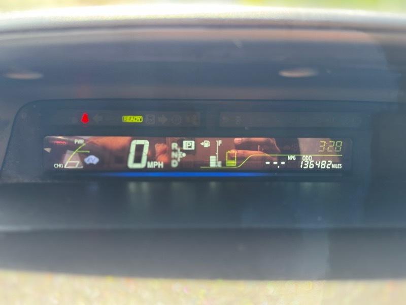 Toyota Prius V Five 2013