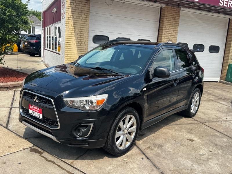 Mitsubishi Outlander Sport SE 2WD 2014