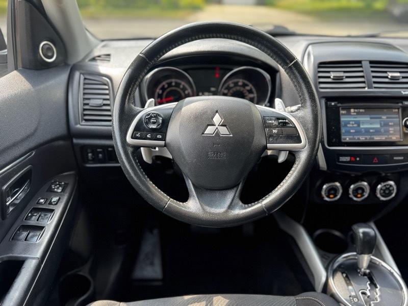 Mitsubishi Outlander Sport SE 2WD 2014