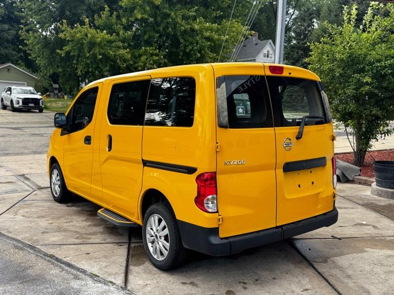 Nissan NV200 Taxi 2014