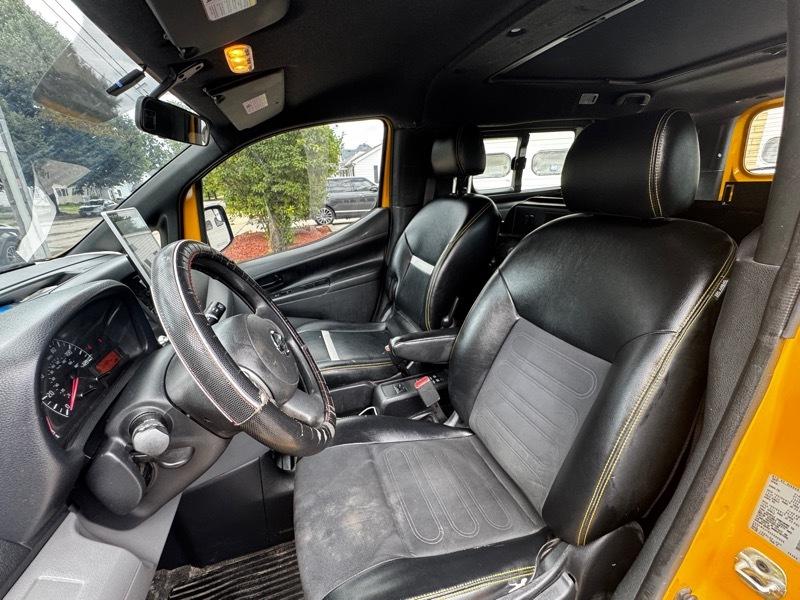 Nissan NV200 Taxi 2014