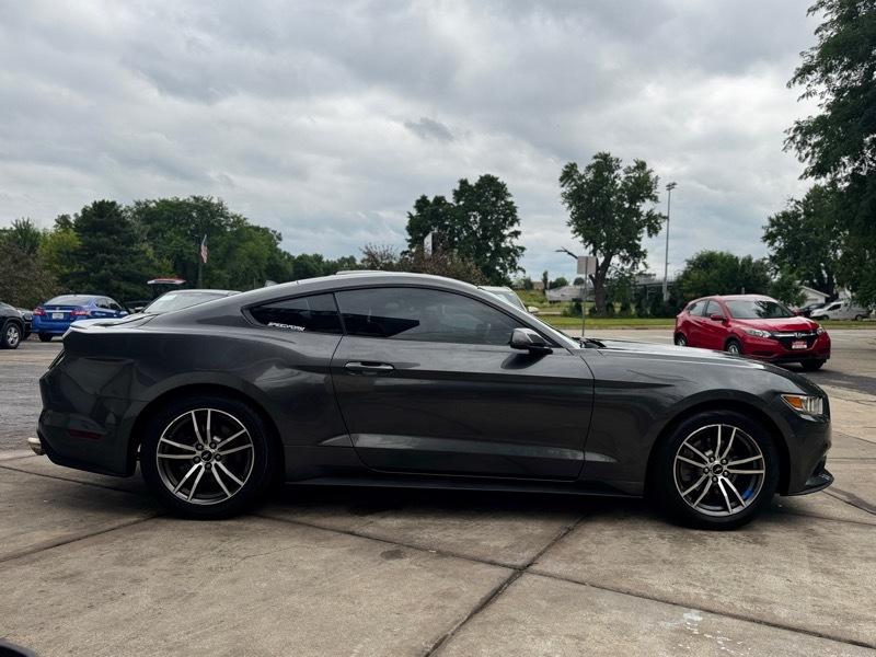 Ford Mustang EcoBoost Coupe 2017