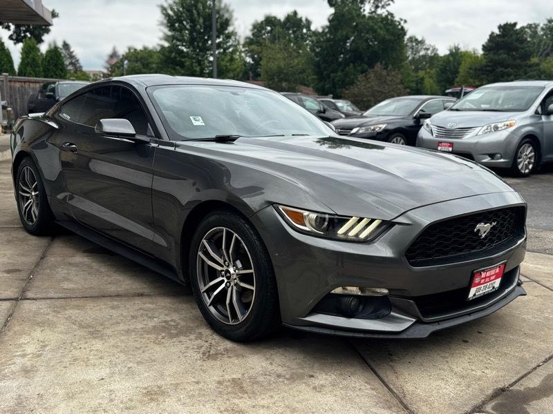 Ford Mustang EcoBoost Coupe 2017