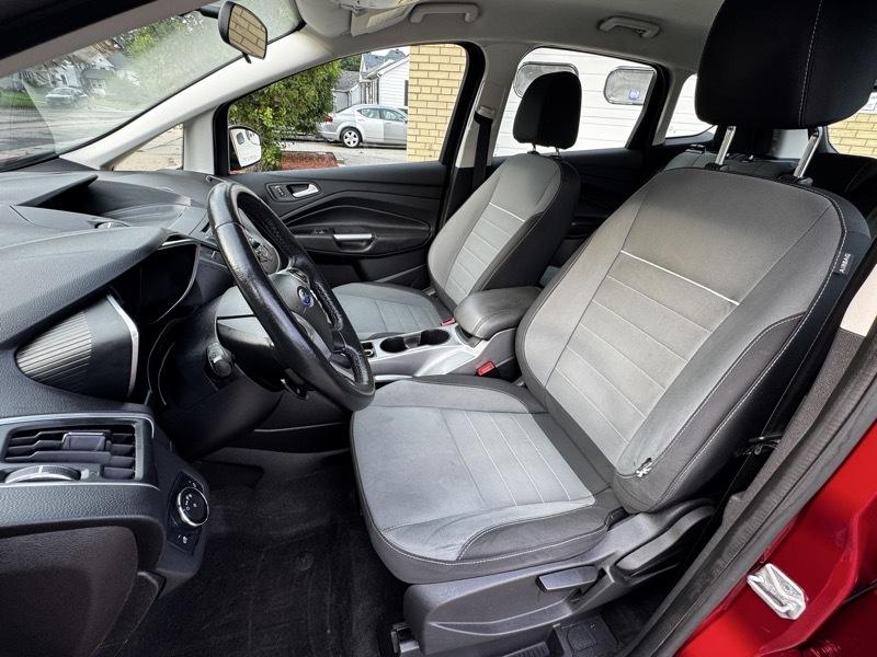 Ford C-Max Hybrid SE 2013