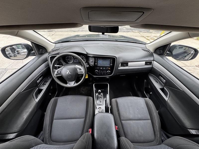 Mitsubishi Outlander SEL AWD 2018