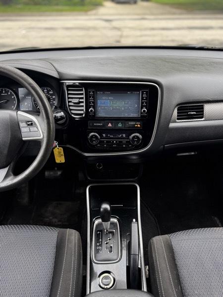 Mitsubishi Outlander SEL AWD 2018