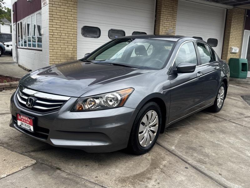 Honda Accord LX sedan AT 2012
