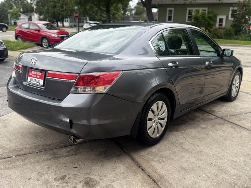 Honda Accord LX sedan AT 2012