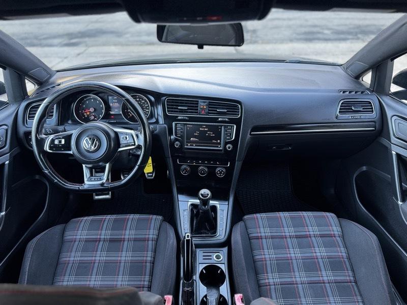 Volkswagen GTI S 6M 4-Door 2016