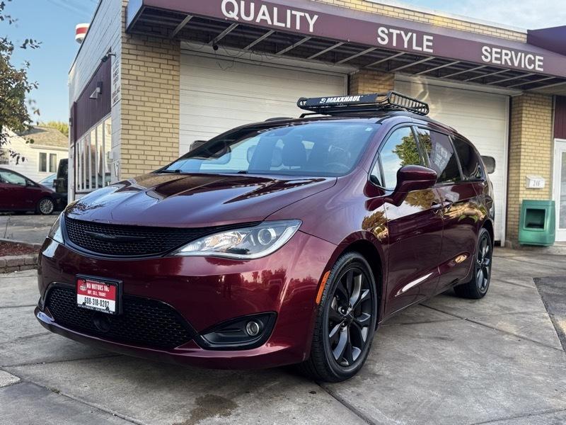 Chrysler Pacifica Touring-L Plus 2018