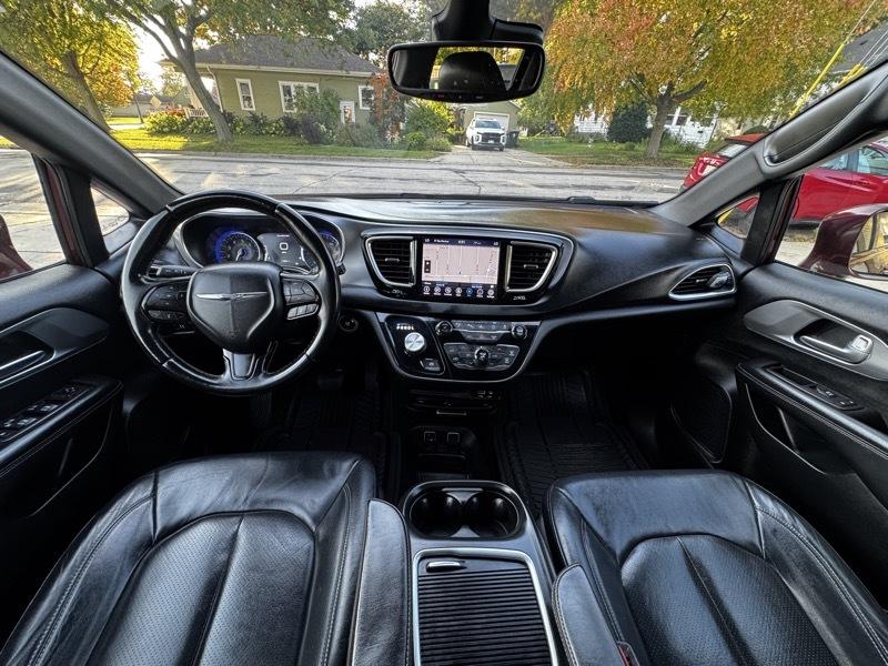 Chrysler Pacifica Touring-L Plus 2018