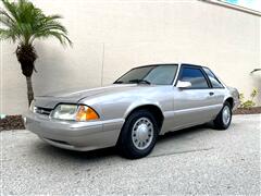 1990 Ford Mustang  1990 Ford Mustang