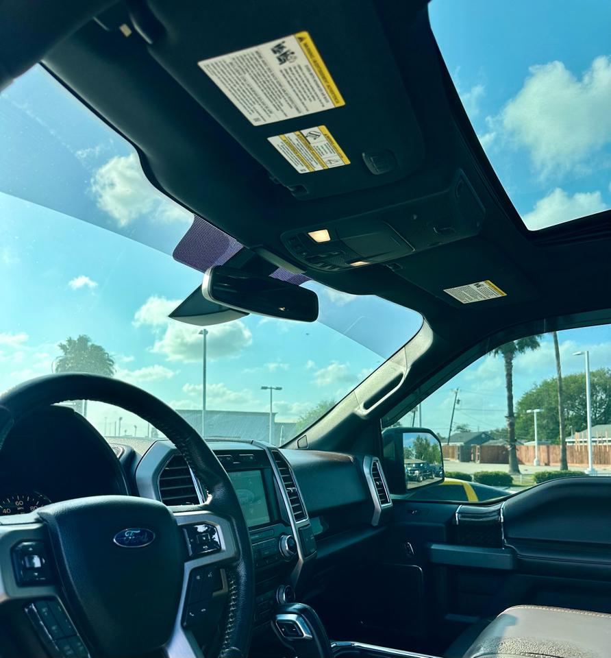 Ford F-150 4WD SuperCrew 145" Platinum 2015