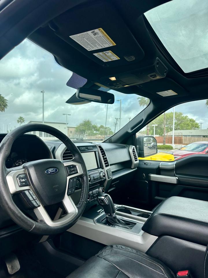 Ford F-150 Lariat SuperCrew 4WD 2015