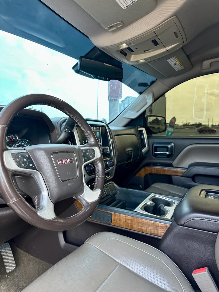 GMC Sierra 1500 SLT Crew Cab Long Box 2WD 2017