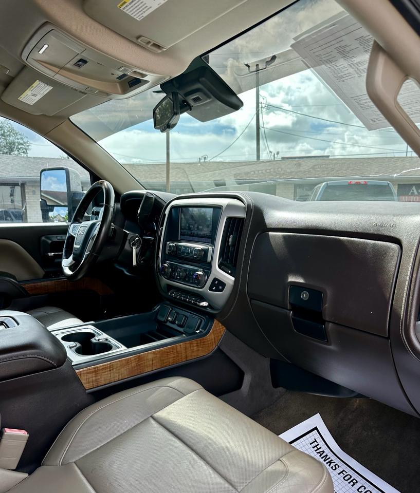 GMC Sierra 1500 4WD Crew Cab 143.5" SLT 2017