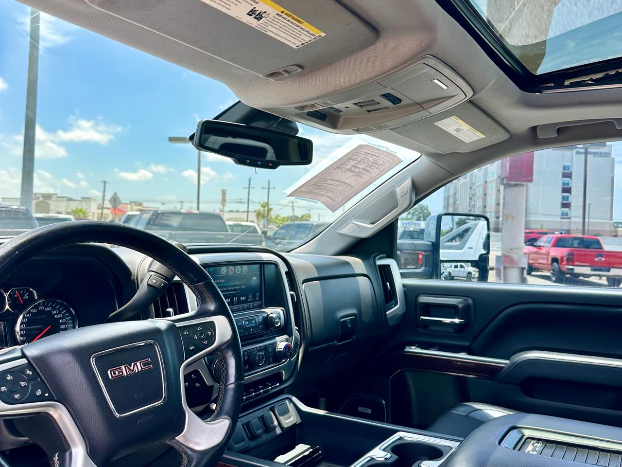 GMC Sierra 1500 4WD Crew Cab 153.0" SLT 2017