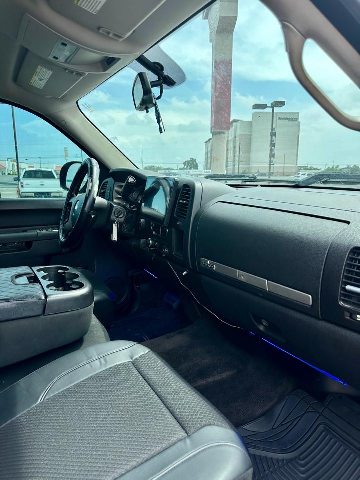Chevrolet Silverado 1500 LT Crew Cab 4WD 2013