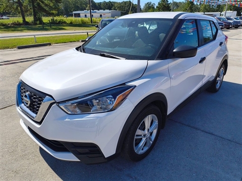 2020 Nissan Kicks S