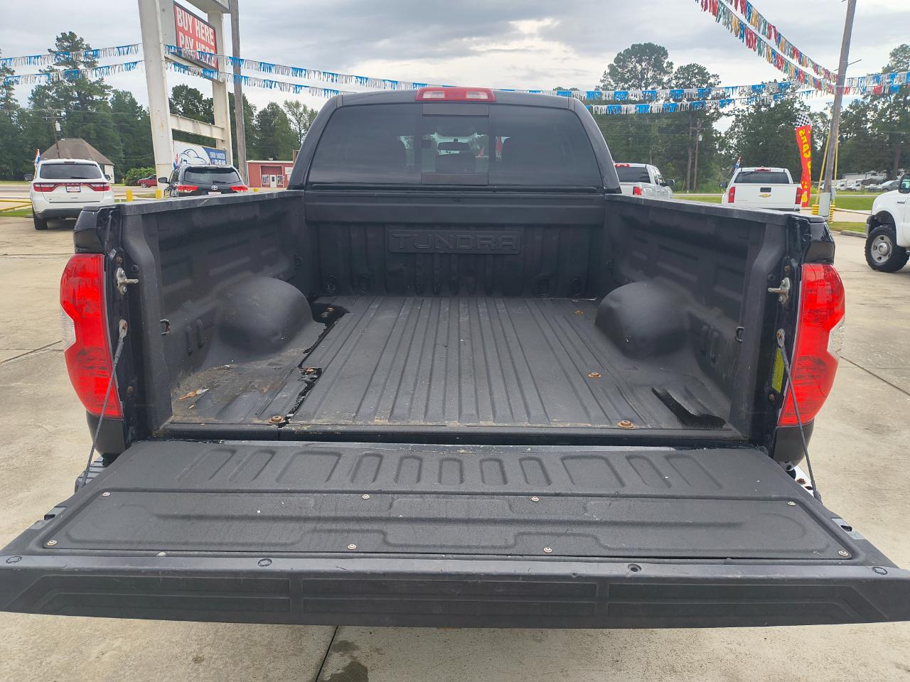 Toyota Tundra SR5 4.6L V8 Double Cab 4WD 2015