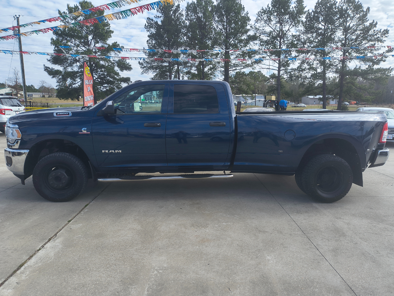 RAM 3500 Tradesman Crew Cab 4WD DRW 2021