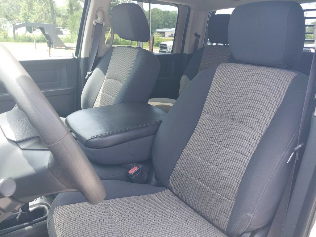 Dodge Ram 3500 Crew Cab 4WD DRW 2012