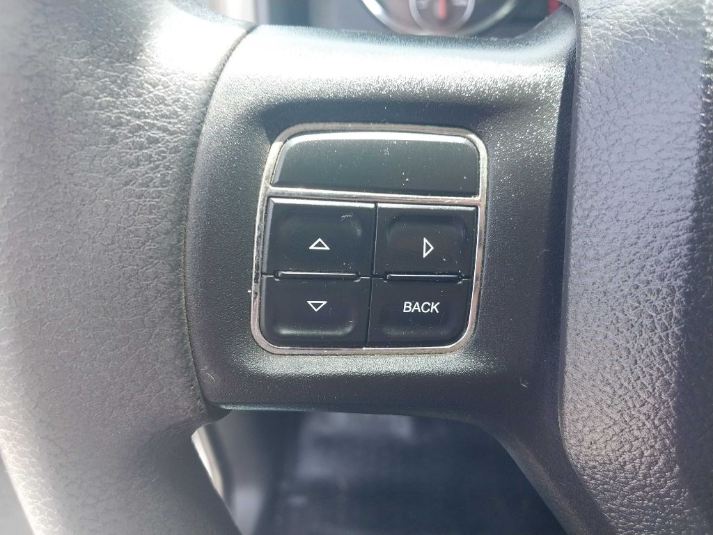 Dodge Ram 3500 Crew Cab 4WD DRW 2012