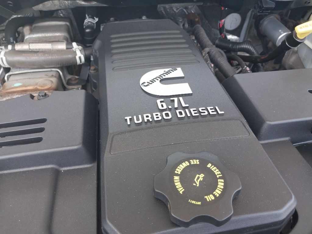 Dodge Ram 3500 Crew Cab 4WD DRW 2012