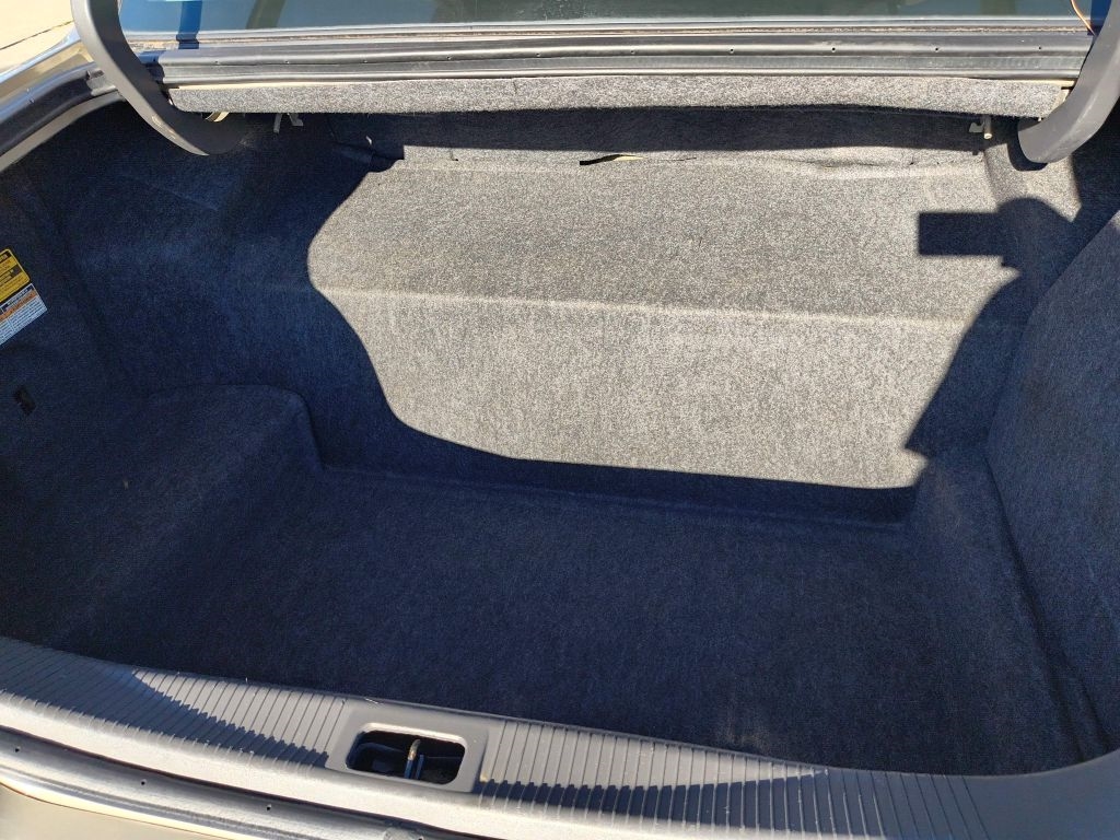 Lincoln Town Car Signature 2005