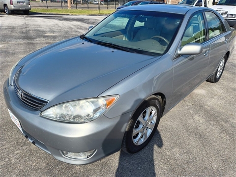 2005 Toyota Camry LE V6