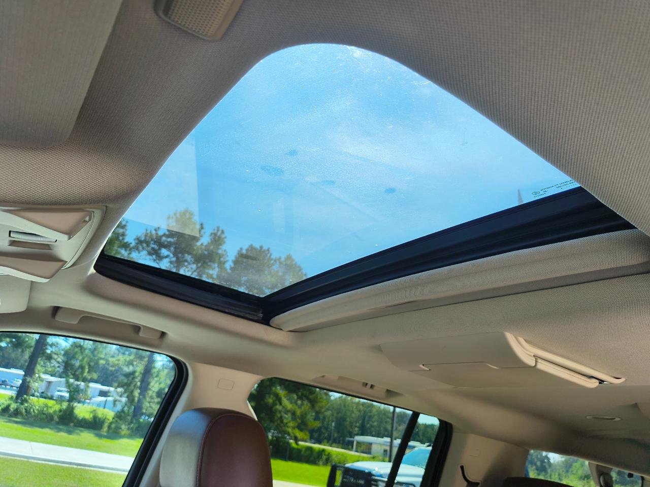 Chevrolet Suburban LTZ 2WD 2015
