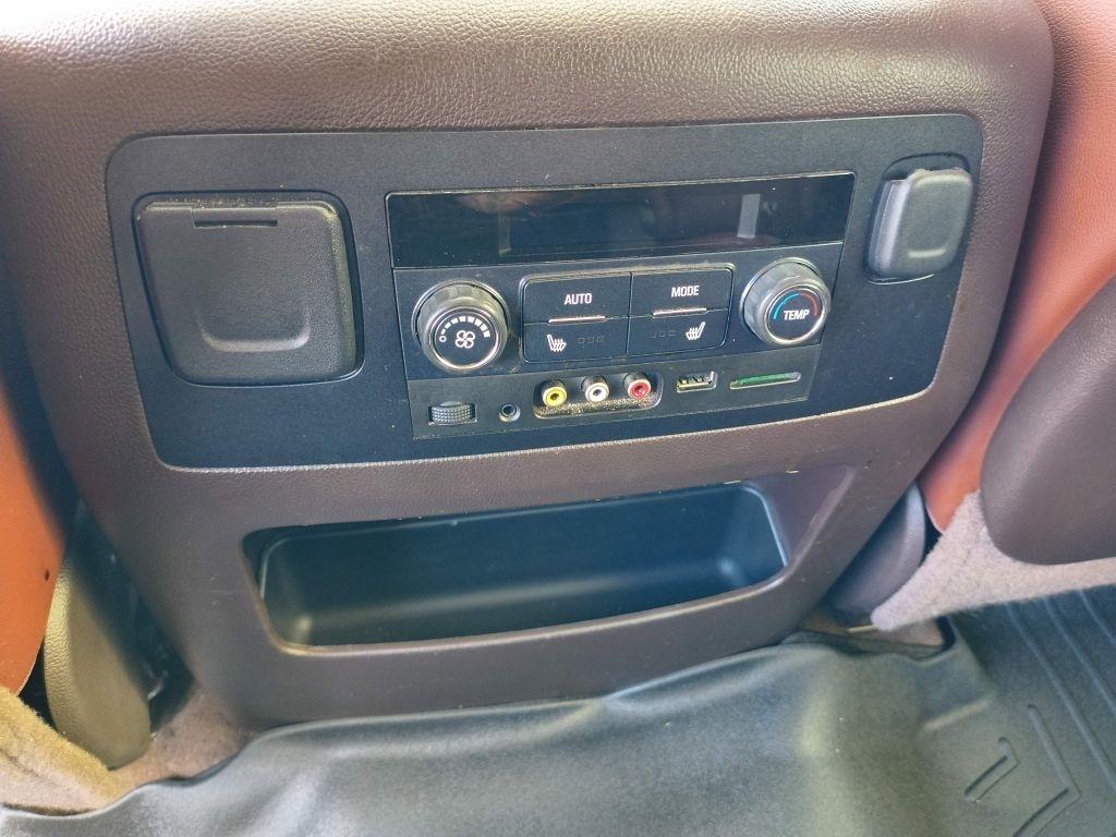 Chevrolet Suburban LTZ 2WD 2015