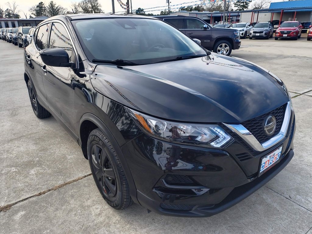 Nissan Rogue Sport S 2020