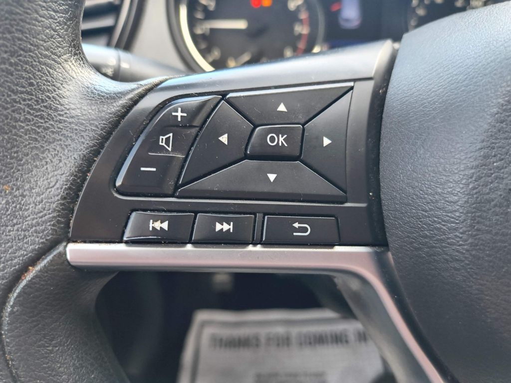 Nissan Rogue Sport S 2020