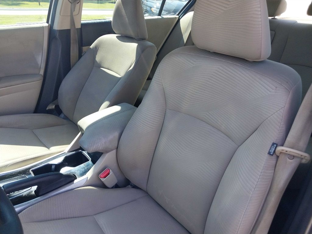 Honda Accord LX Sedan CVT 2017