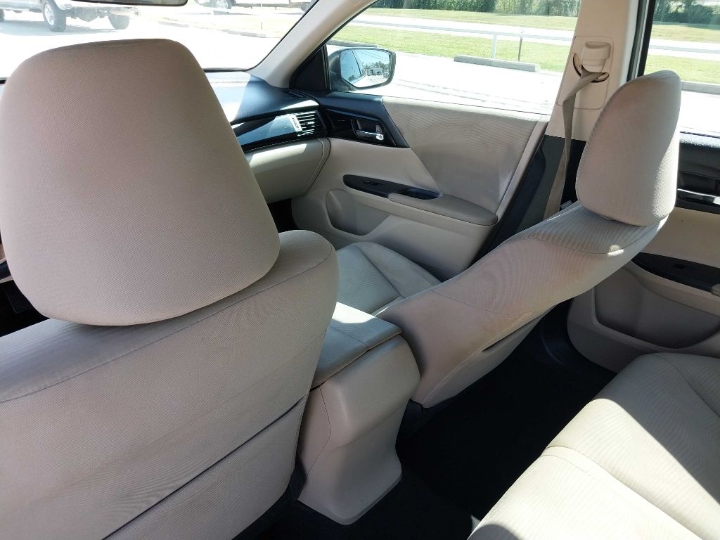 Honda Accord LX Sedan CVT 2017