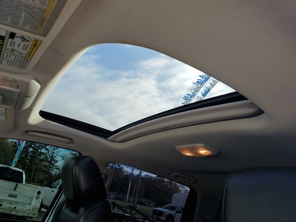 Toyota Tundra Limited 5.7L FFV CrewMax 4WD 2015