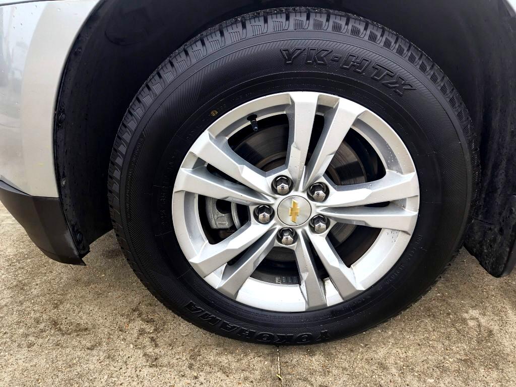 Chevrolet Equinox LS 2WD 2012