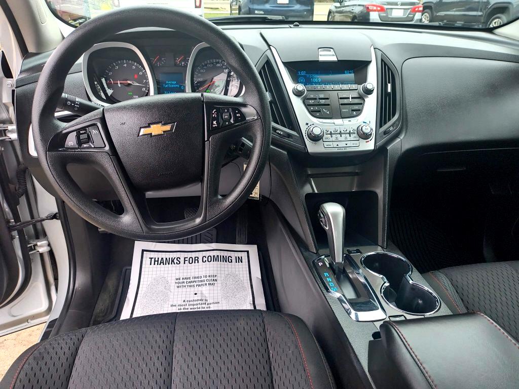 Chevrolet Equinox LS 2WD 2012