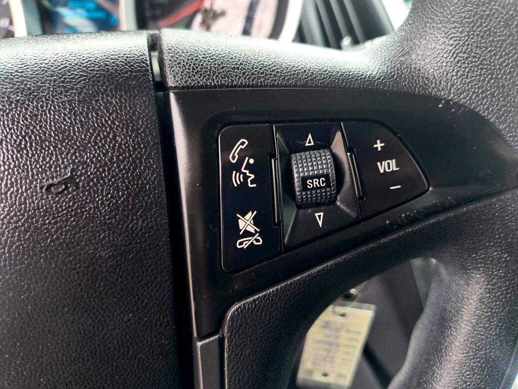 Chevrolet Equinox LS 2WD 2012