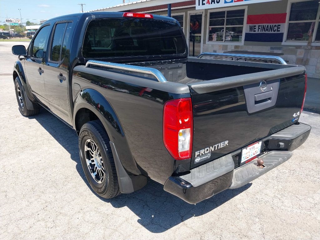 Nissan Frontier SL Crew Cab 5AT 4WD 2017
